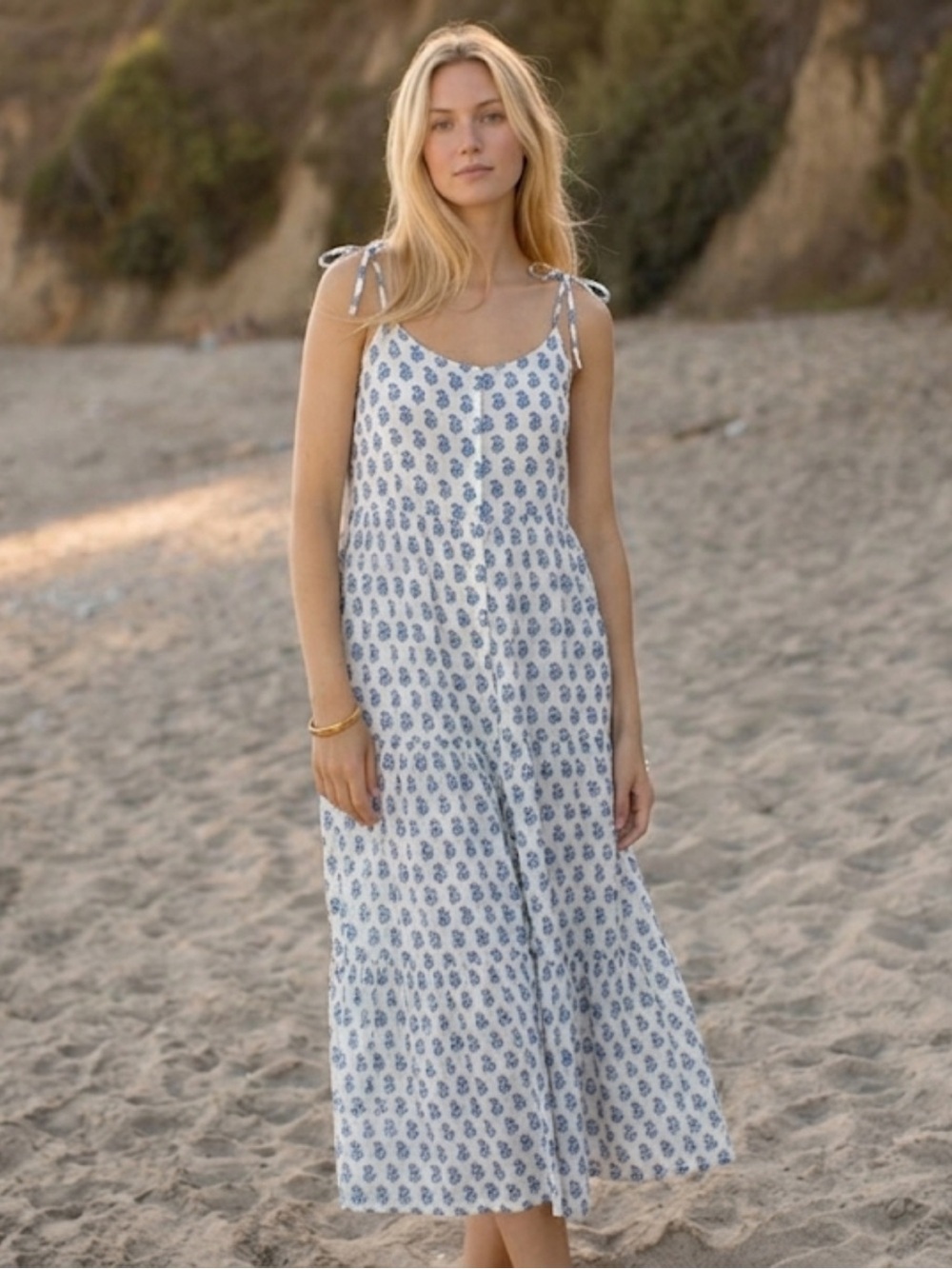 Marea siesta maxi dress white blue block print size small